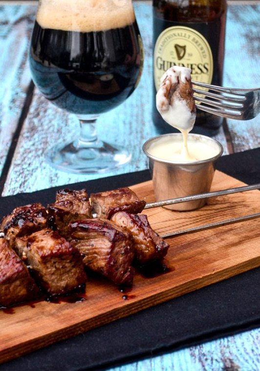 Guinness Steak Skewers with Smoked Gouda Dipping Sauce Go Go Go Gourmet