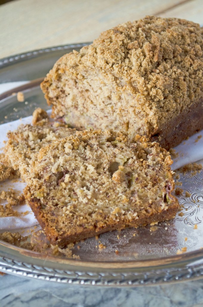 Banana Bread with Streusel Topping Go Go Go Gourmet