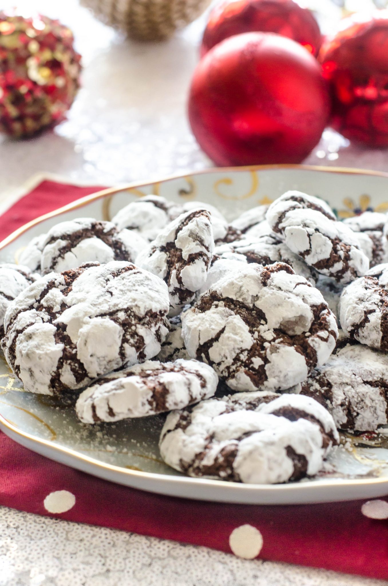 Chocolate Crinkle Cookies - The Best Christmas Cookies